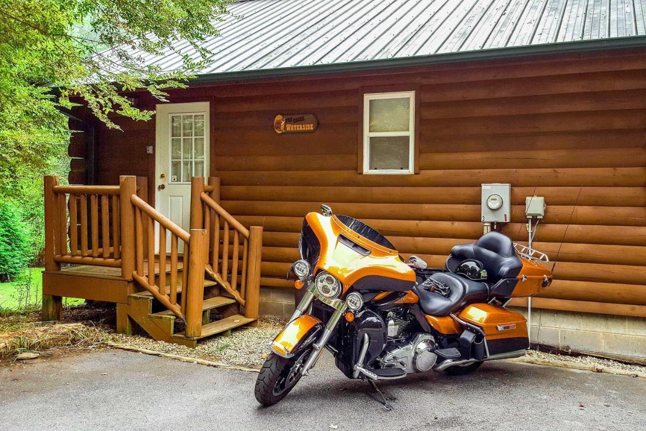 Fox Creek Waterside Cabin With Private Hot Tub! Villa Bryson City Exterior photo